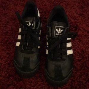 Adidas leather sambas